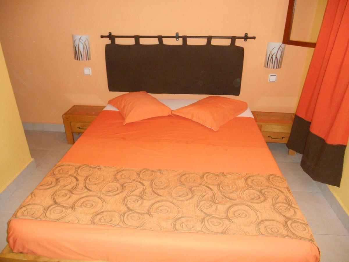 Hotel Trecicogne Morondava Exterior photo